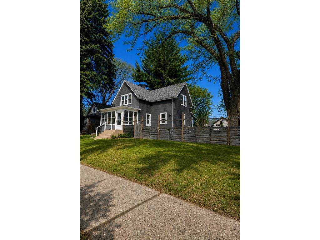 1805 Case Avenue E Saint Paul MN 55119 7070250 image1