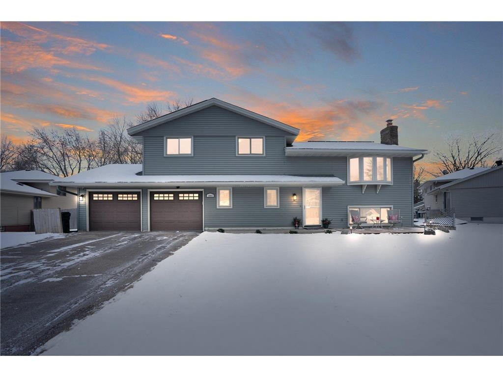 1805 Country View Boulevard Burnsville MN 55337 6652784 image1