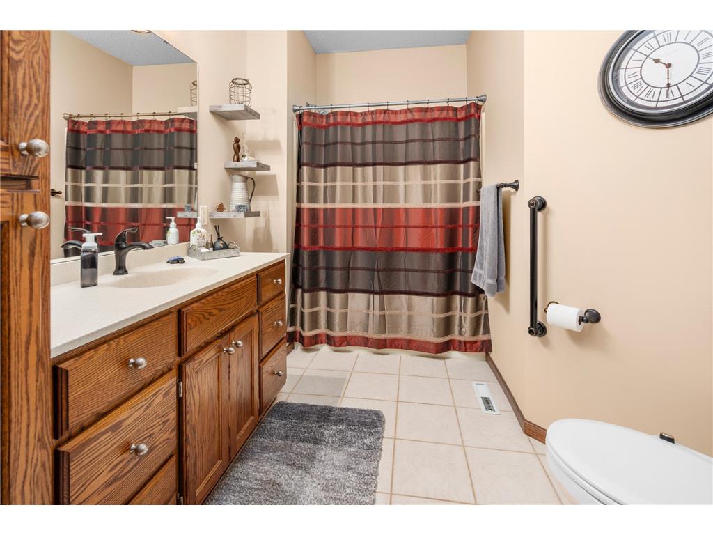 1805 Maple Lane Saint Cloud MN 56304 6738461 image16