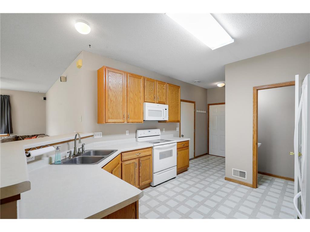 1805 Pintail Avenue Shakopee MN 55379 7046200 image15