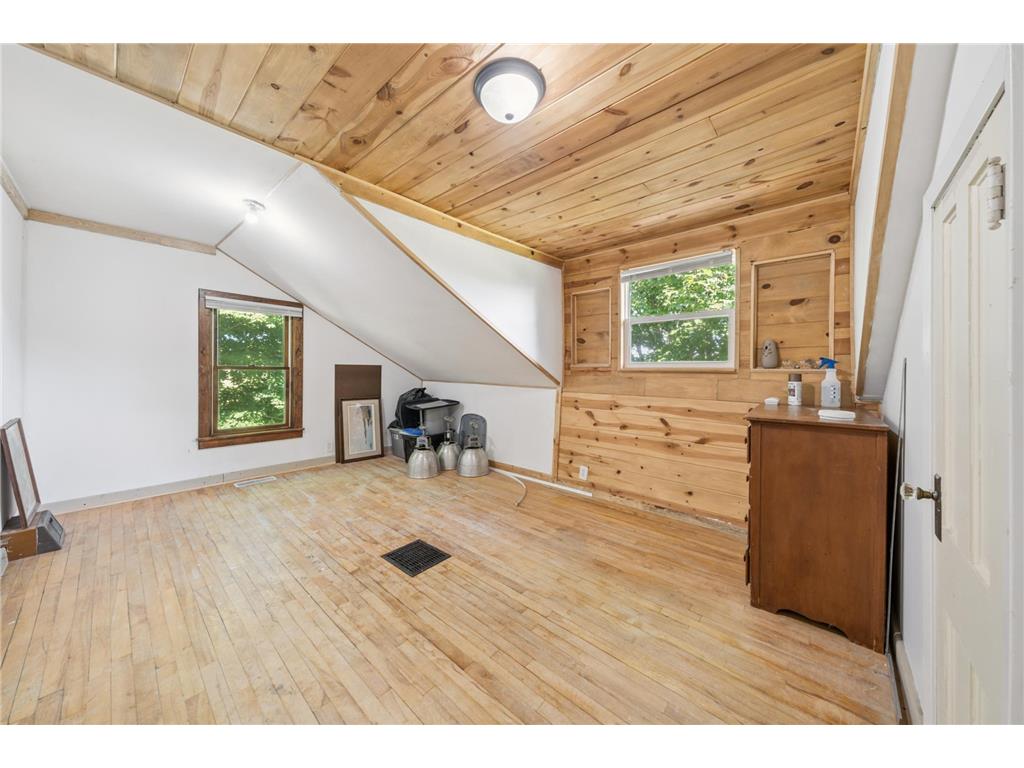 1806 100th Avenue Garfield Twp WI 54009 6762387 image14