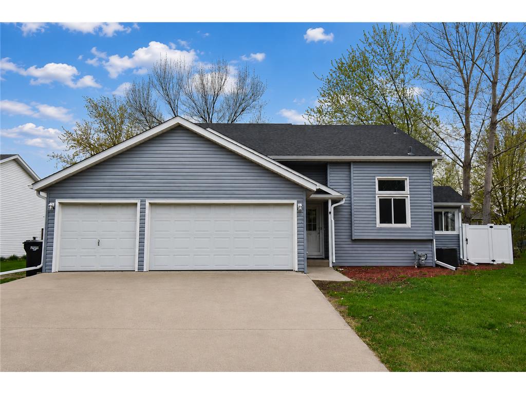 1806 36 1/2 Avenue S Fargo ND 58104 7073921 image2