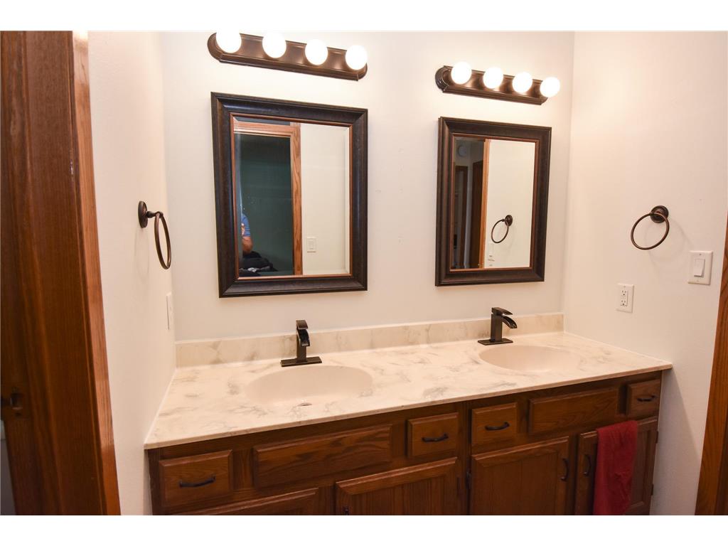 1806 36 1/2 Avenue S Fargo ND 58104 7073921 image22