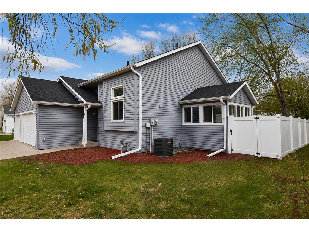1806 36 1/2 Avenue S Fargo ND 58104 7073921 image3