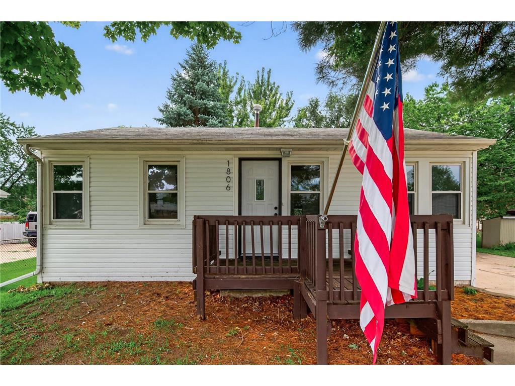 1806 9th Street White Bear Lake MN 55110 6772399 image1