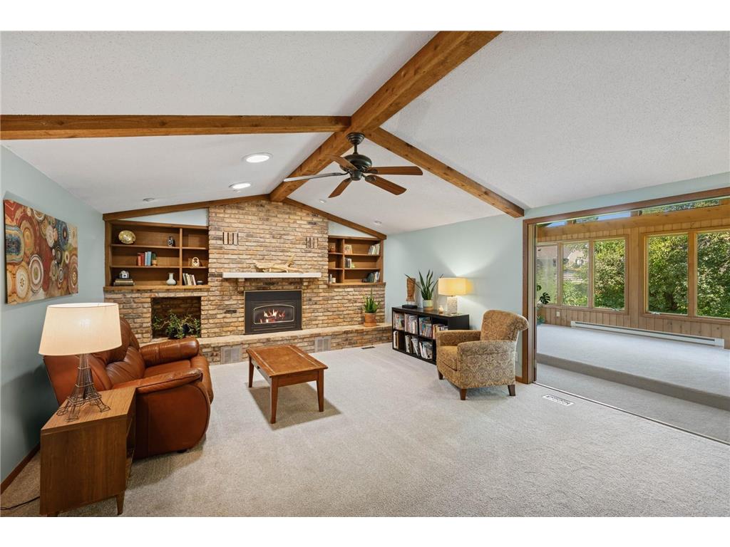 1806 Aglen Street Roseville MN 55113 6749166 image1