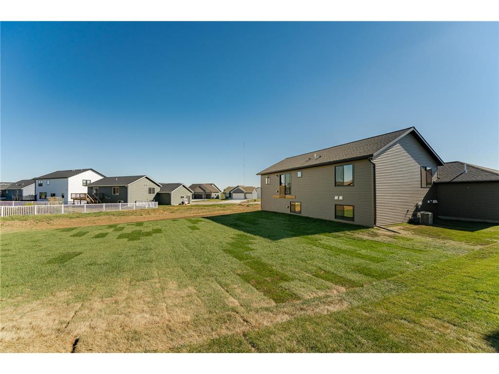 1806 Brandt Drive NE Byron MN 55920 6720529 image37