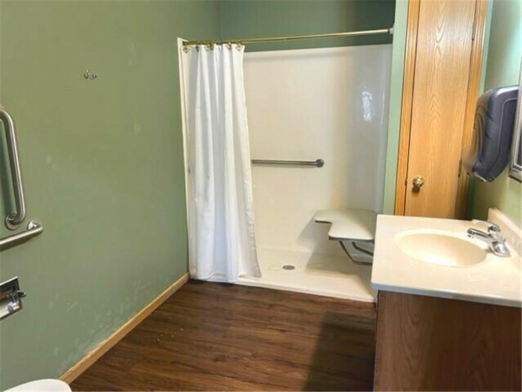 1806 E Lincoln Avenue Montevideo MN 56265 7056633 image11