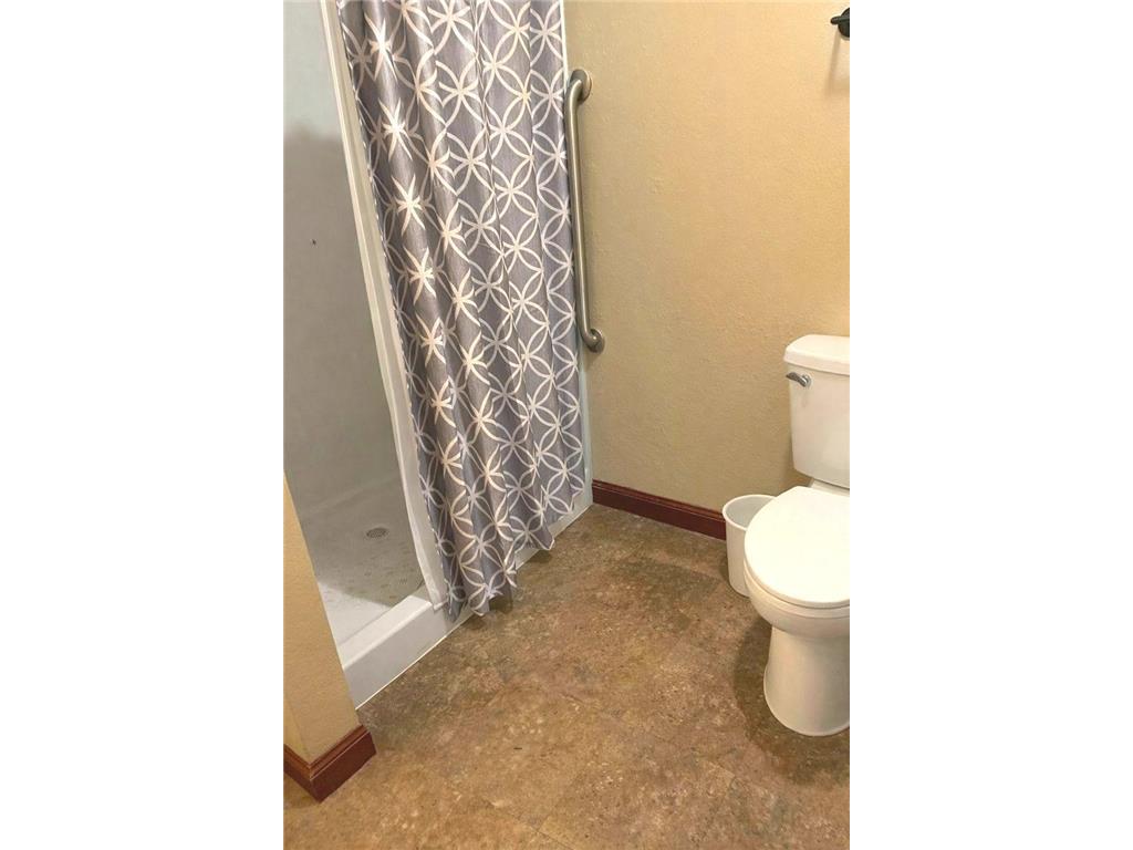 1806 E Lincoln Avenue Montevideo MN 56265 7056633 image12