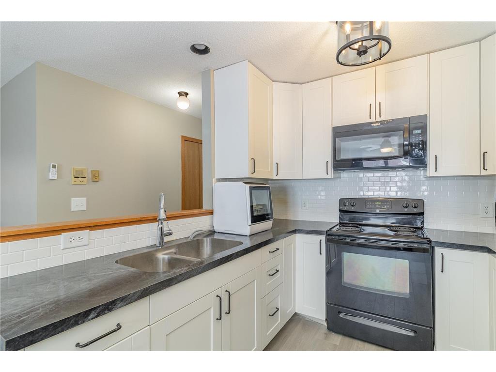 1806 Pioneer Road #212 Red Wing MN 55066 6658649 image1