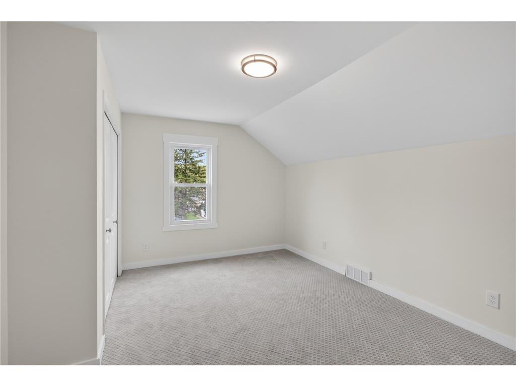1806 Sherwood Avenue Saint Paul MN 55119 7087464 image27