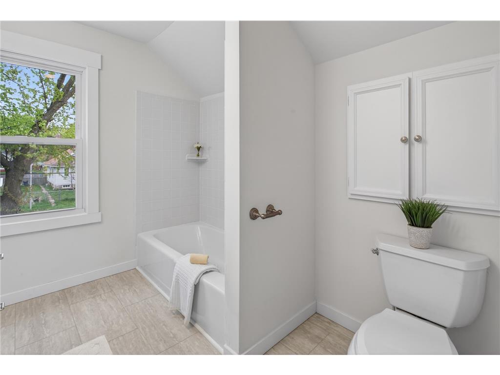 1806 Sherwood Avenue Saint Paul MN 55119 7087464 image30
