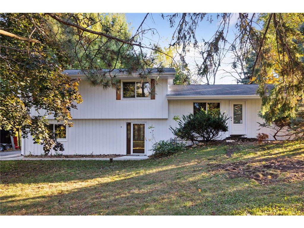 18065 Berry Lane Deephaven MN 55391 6812092 image1