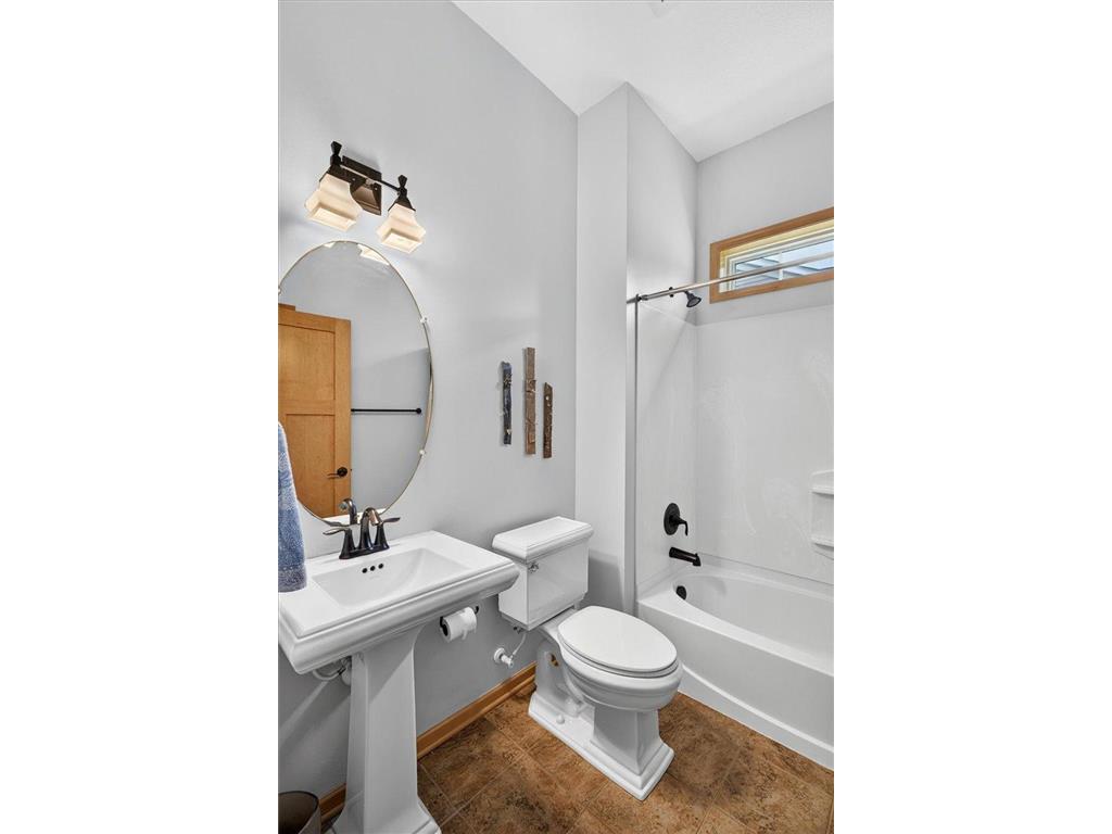 18067 76th Place N Maple Grove MN 55311 7099135 image11