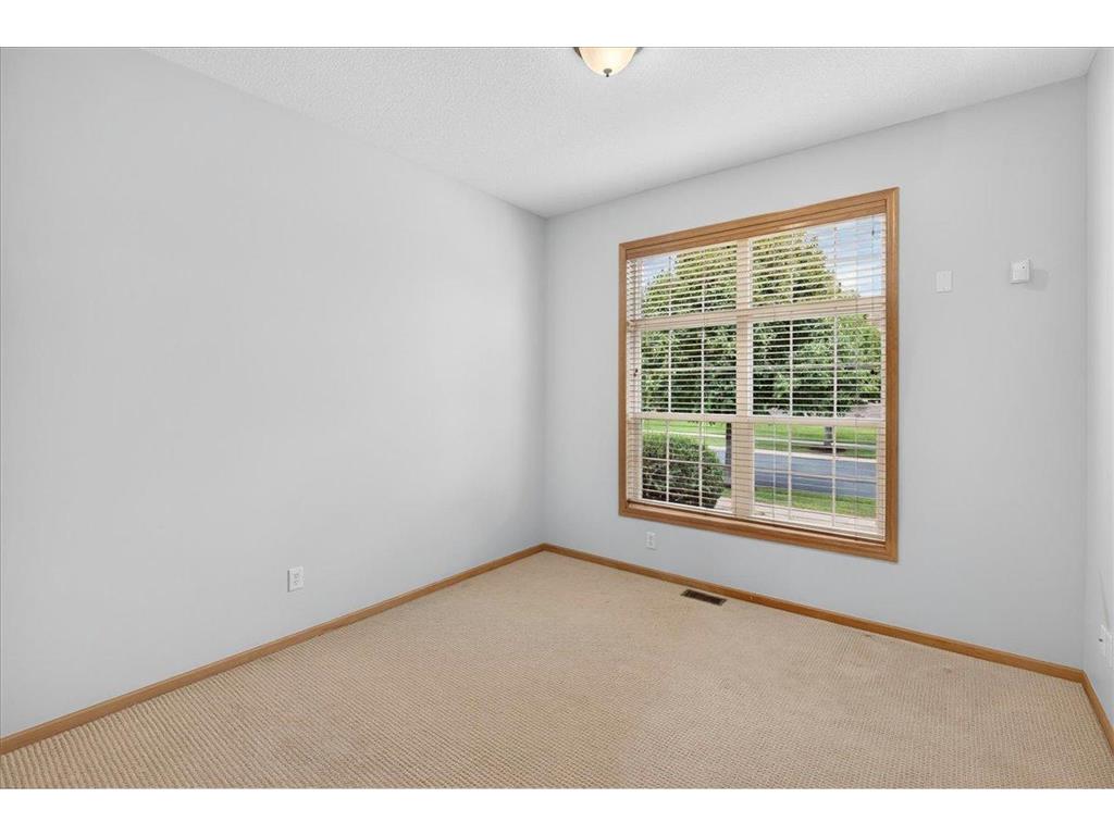 18067 76th Place N Maple Grove MN 55311 7099135 image9