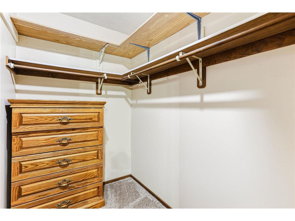 1807 1/2 County Road E East #34 White Bear Lake MN 55110 6808308 image21