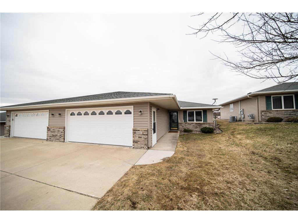 1807 1st Avenue NE, Stewartville, MN, 55976 MLS 6352263 Edina Realty