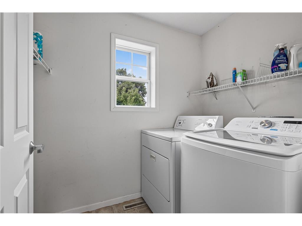 1807 3rd Street NE Minneapolis MN 55418 7098723 image25