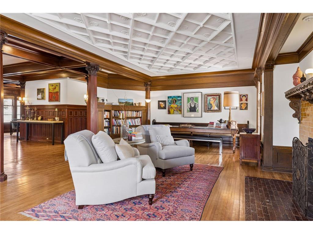 1807 Dupont Avenue S Minneapolis MN 55403 7036814 image11