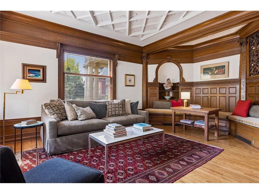 1807 Dupont Avenue S Minneapolis MN 55403 7036814 image13