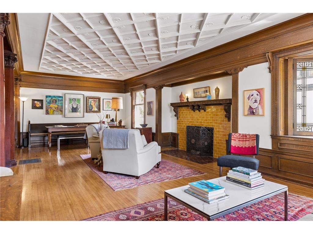 1807 Dupont Avenue S Minneapolis MN 55403 7036814 image16