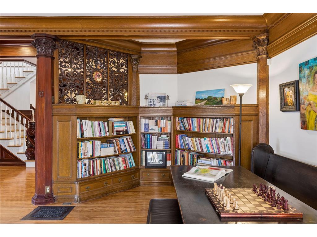 1807 Dupont Avenue S Minneapolis MN 55403 7036814 image19
