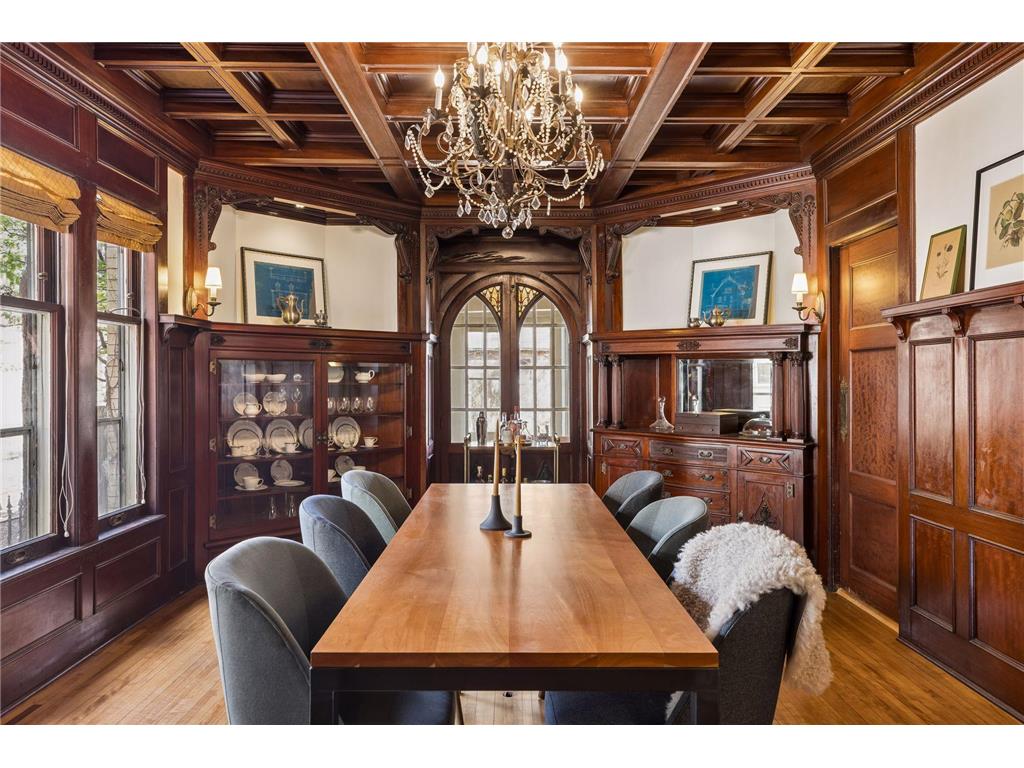 1807 Dupont Avenue S Minneapolis MN 55403 7036814 image25