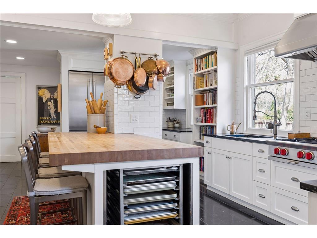 1807 Dupont Avenue S Minneapolis MN 55403 7036814 image30