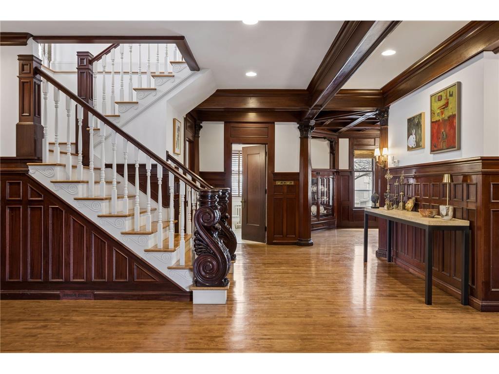 1807 Dupont Avenue S Minneapolis MN 55403 7036814 image8