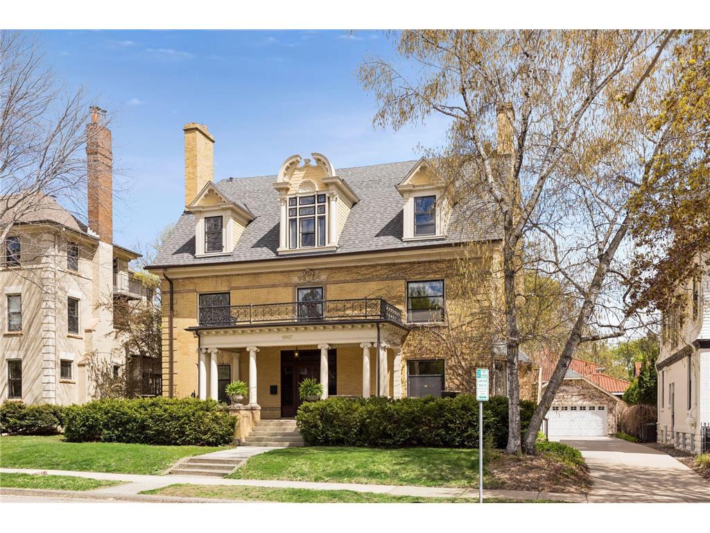 1807 Dupont Avenue S Minneapolis MN 55403 7036814 image83