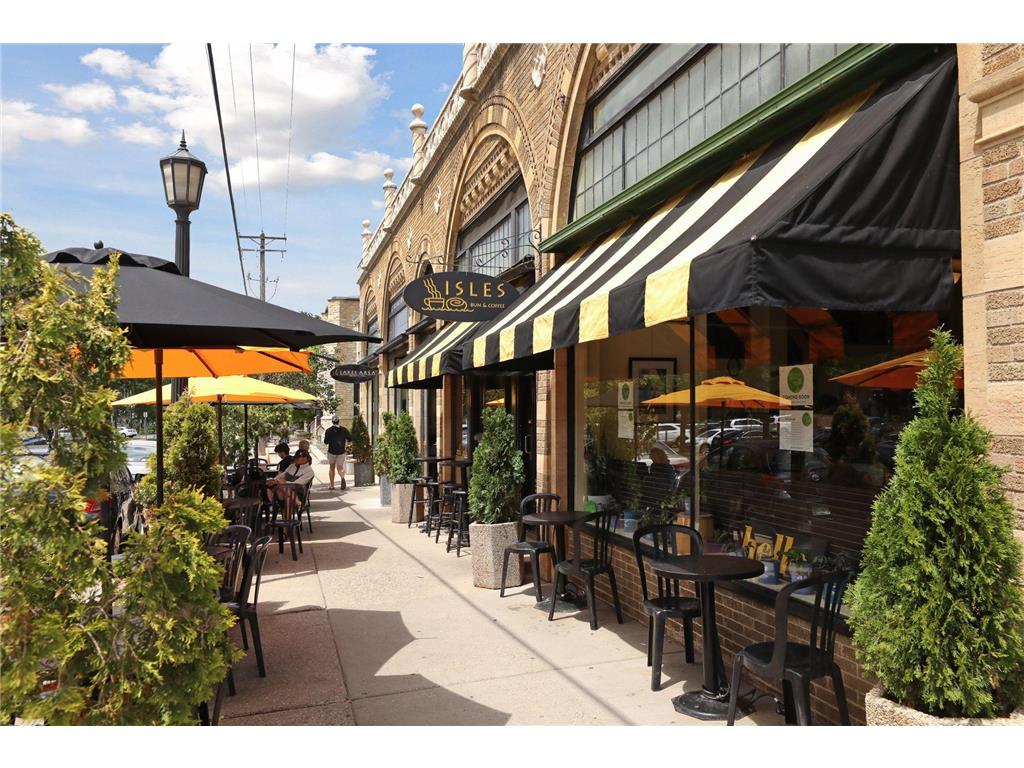 1807 Dupont Avenue S Minneapolis MN 55403 7036814 image91