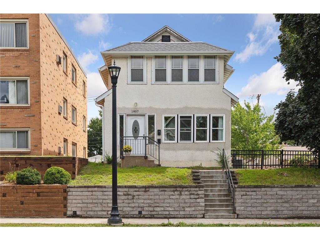 1807 Johnson Street NE Minneapolis MN 55418 6586960 image1