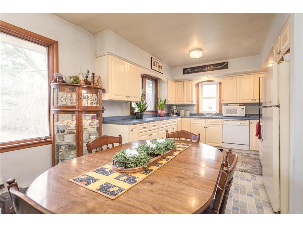 1807 N Mckay Avenue NE Alexandria MN 56308 7047687 image3
