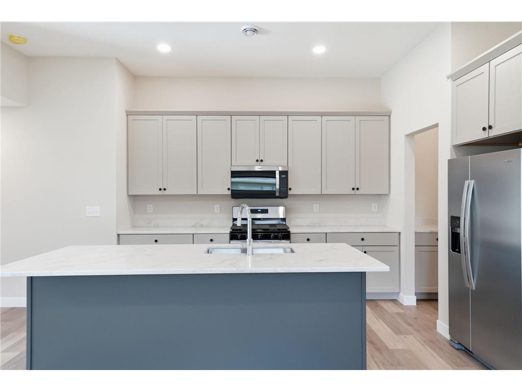 1807 Upper Trentwood Circle NE Willmar MN 56201 7115904 image13