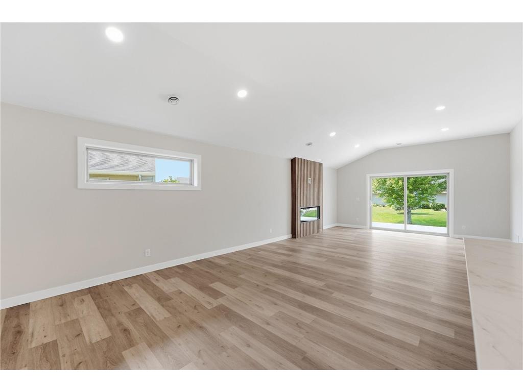 1807 Upper Trentwood Circle NE Willmar MN 56201 7115904 image20