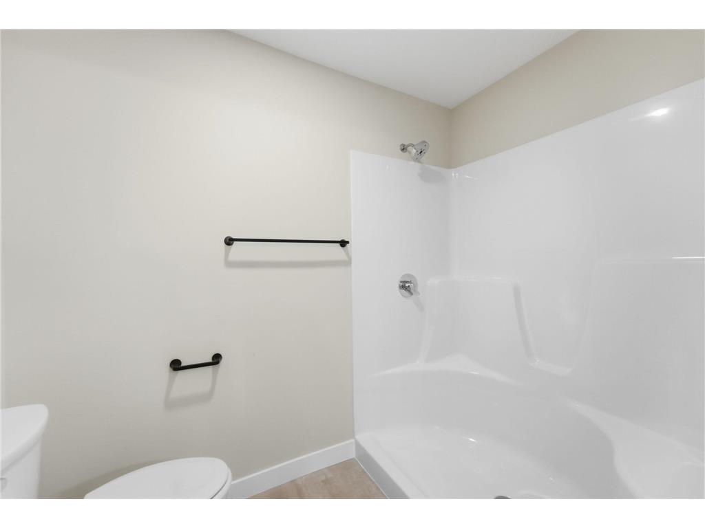 1807 Upper Trentwood Circle NE Willmar MN 56201 7115904 image30