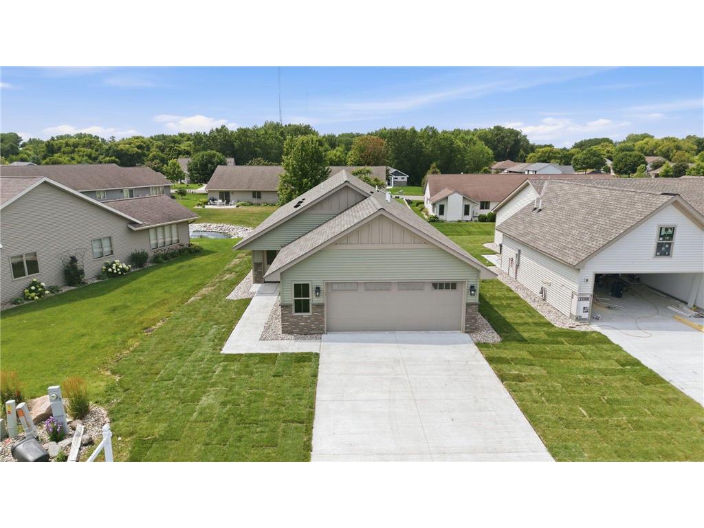1807 Upper Trentwood Circle NE Willmar MN 56201 7115904 image4