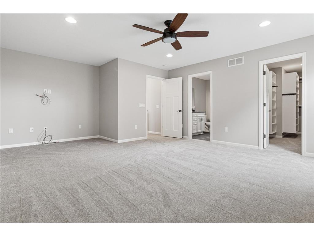 18072 Hyde Park Avenue Lakeville MN 55044 6780532 image14