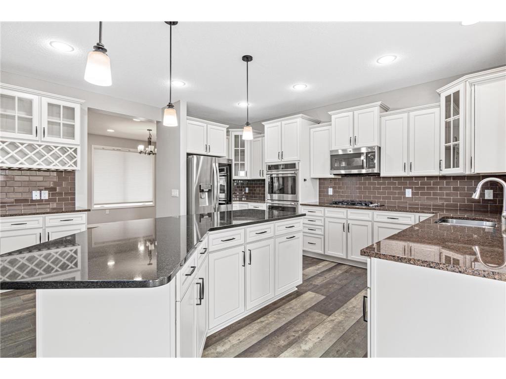 18072 Hyde Park Avenue Lakeville MN 55044 6780532 image3