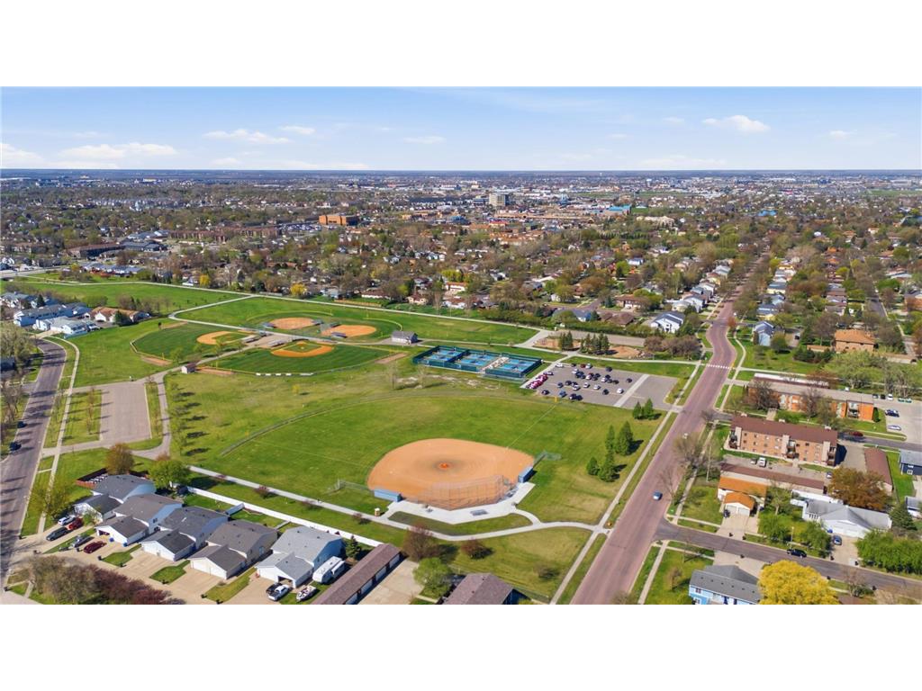 1808 28th Avenue S Fargo ND 58103 7074285 image32