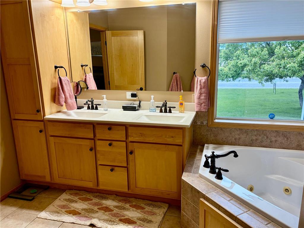 1808 4th Street NE Willmar MN 56201 7078248 image22