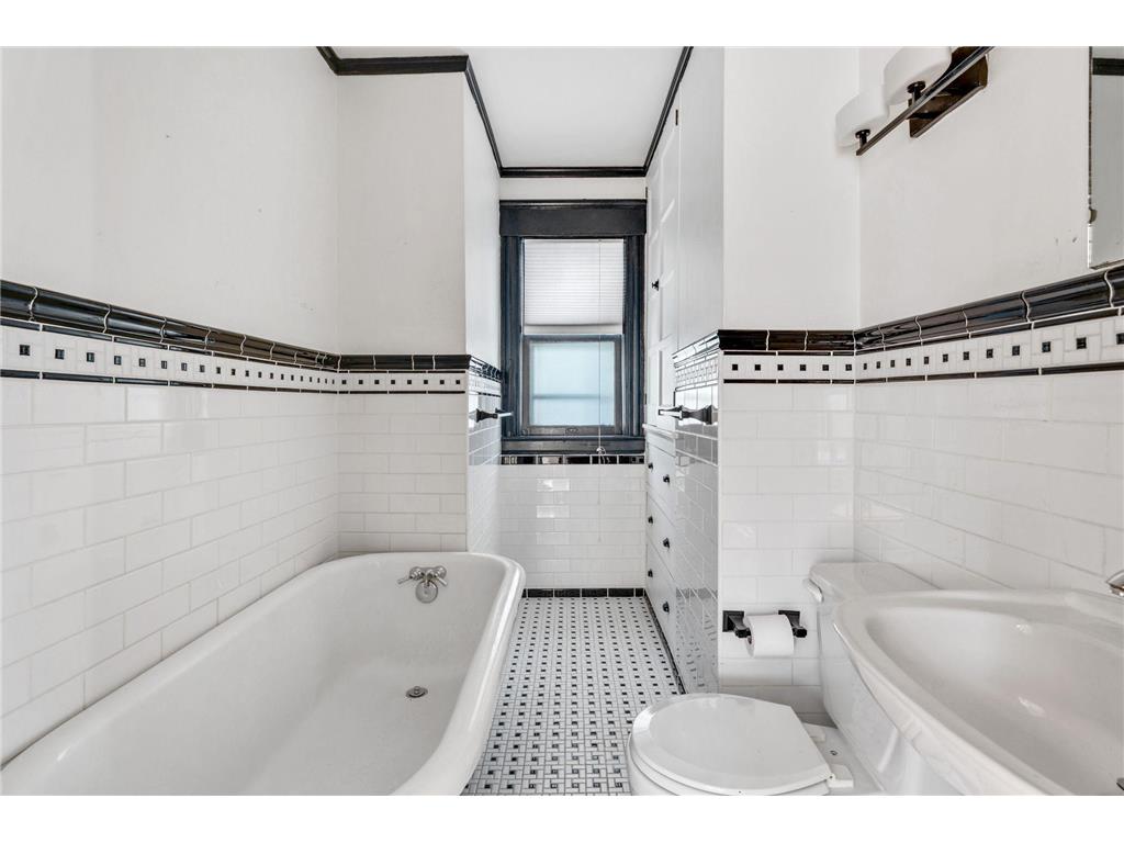 1808 Dayton Avenue Saint Paul MN 55104 6817566 image19