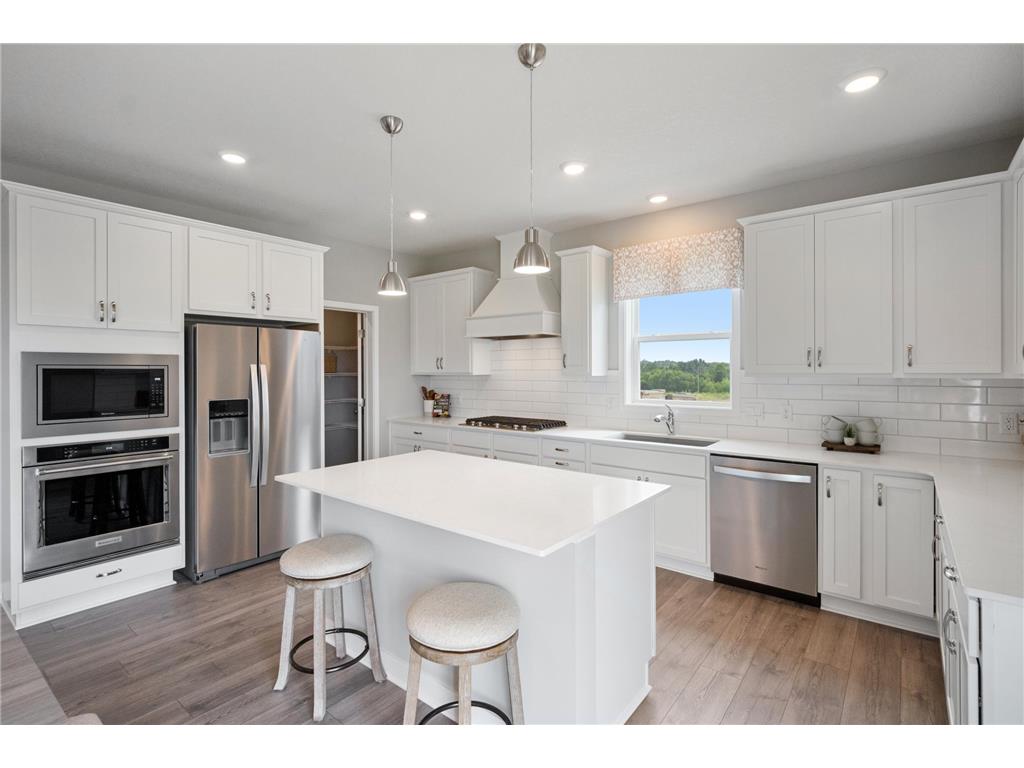 1808 Marsh View Terrace Shakopee MN 55379 6813001 image2