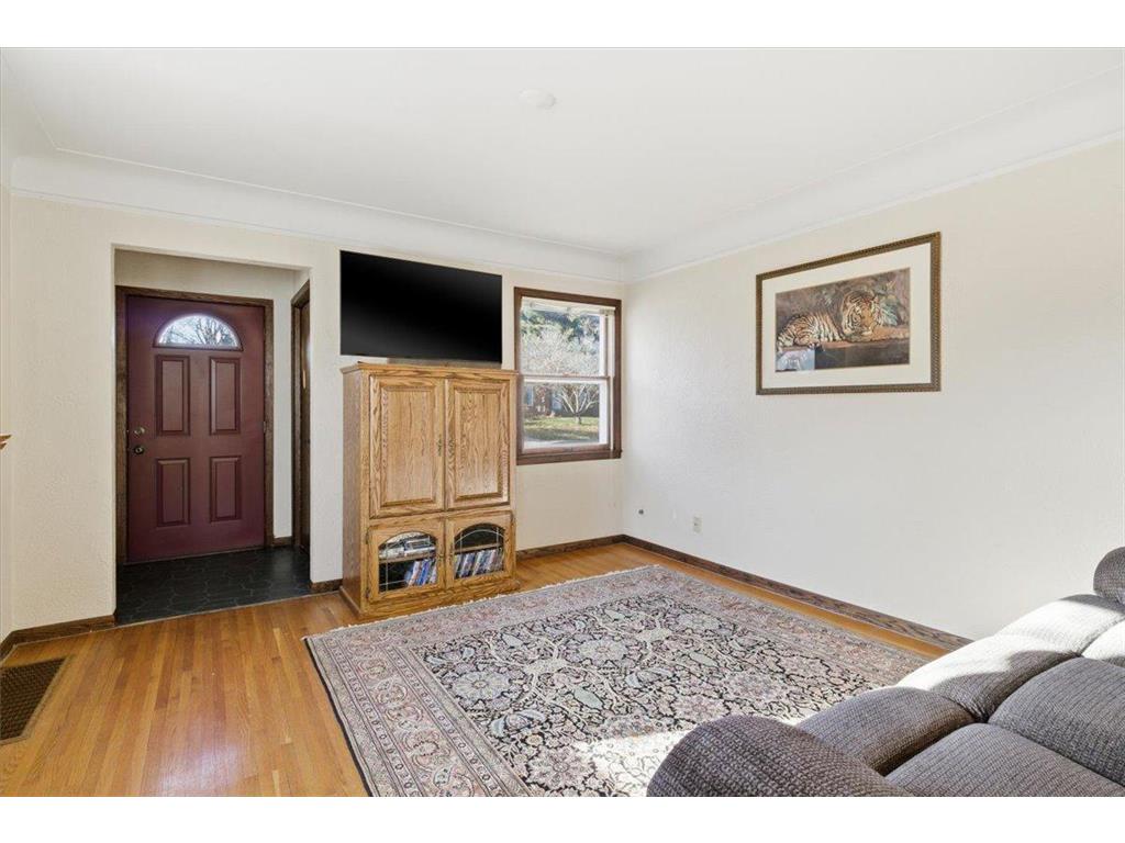 1808 Tatum Street Falcon Heights MN 55113 6817303 image9