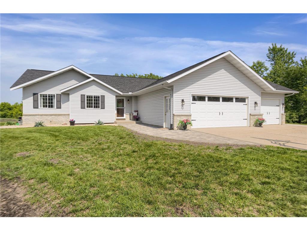 18084 Willies Way, New Prague, MN 56071 MLS 6376804 Edina Realty