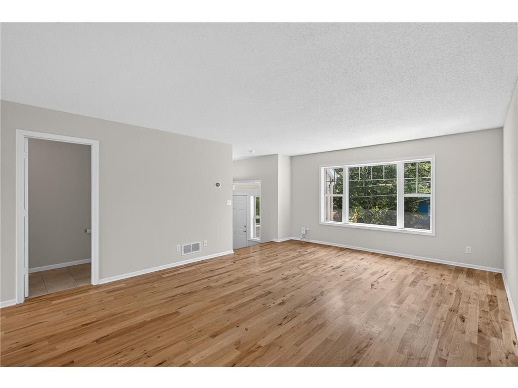 1809 3rd Street NE Minneapolis MN 55418 7084148 image11