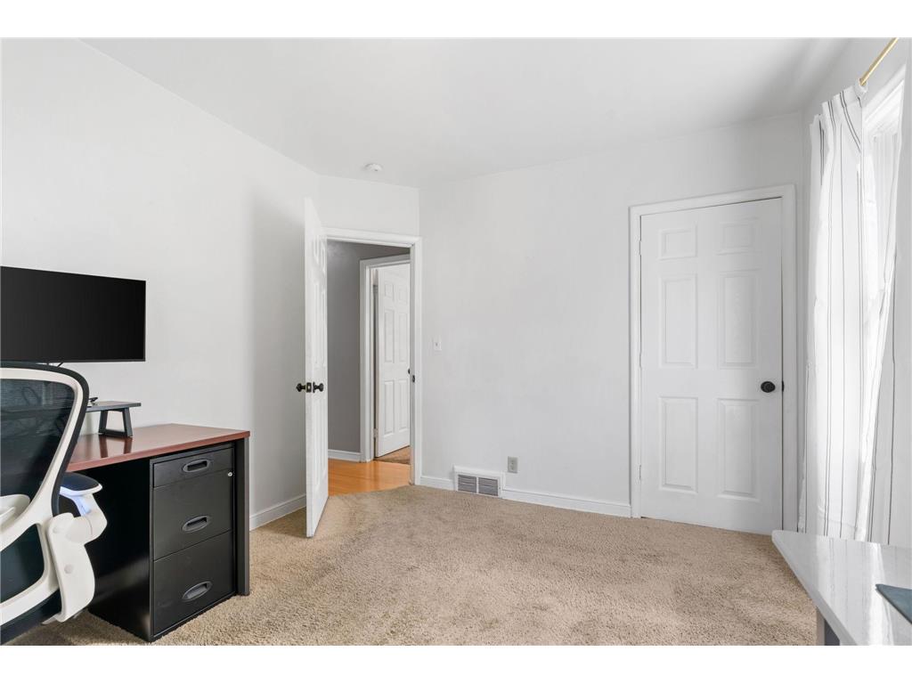 1809 Hyacinth Avenue E Saint Paul MN 55119 7064202 image15