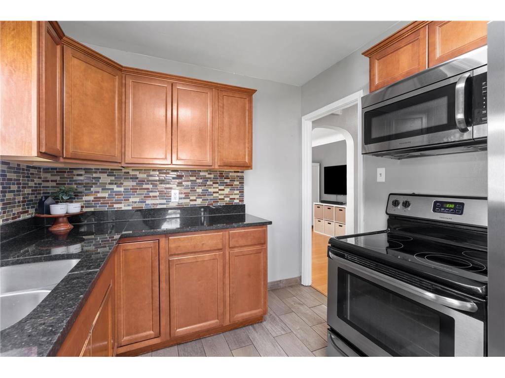 1809 Hyacinth Avenue E Saint Paul MN 55119 7064202 image9
