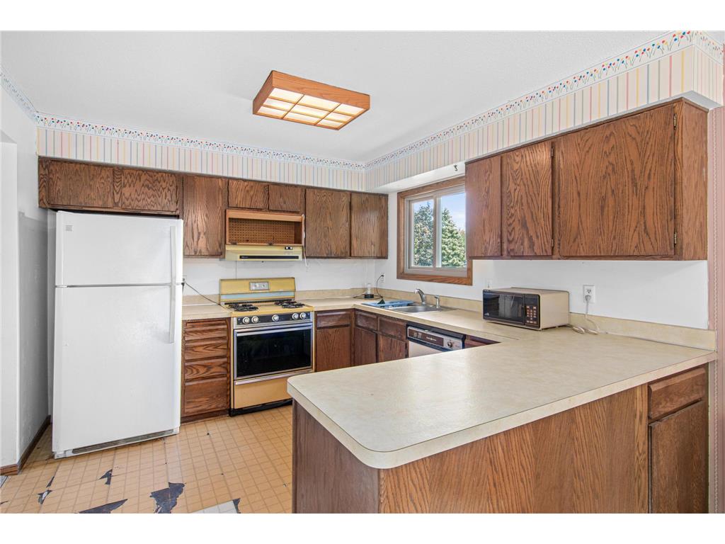 1809 W 138th Street Burnsville MN 55337 7083737 image5