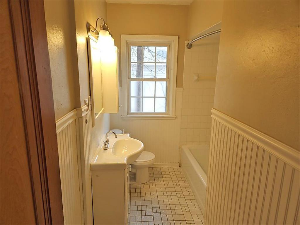 181 Annapolis Street E Saint Paul MN 55118 7028214 image12